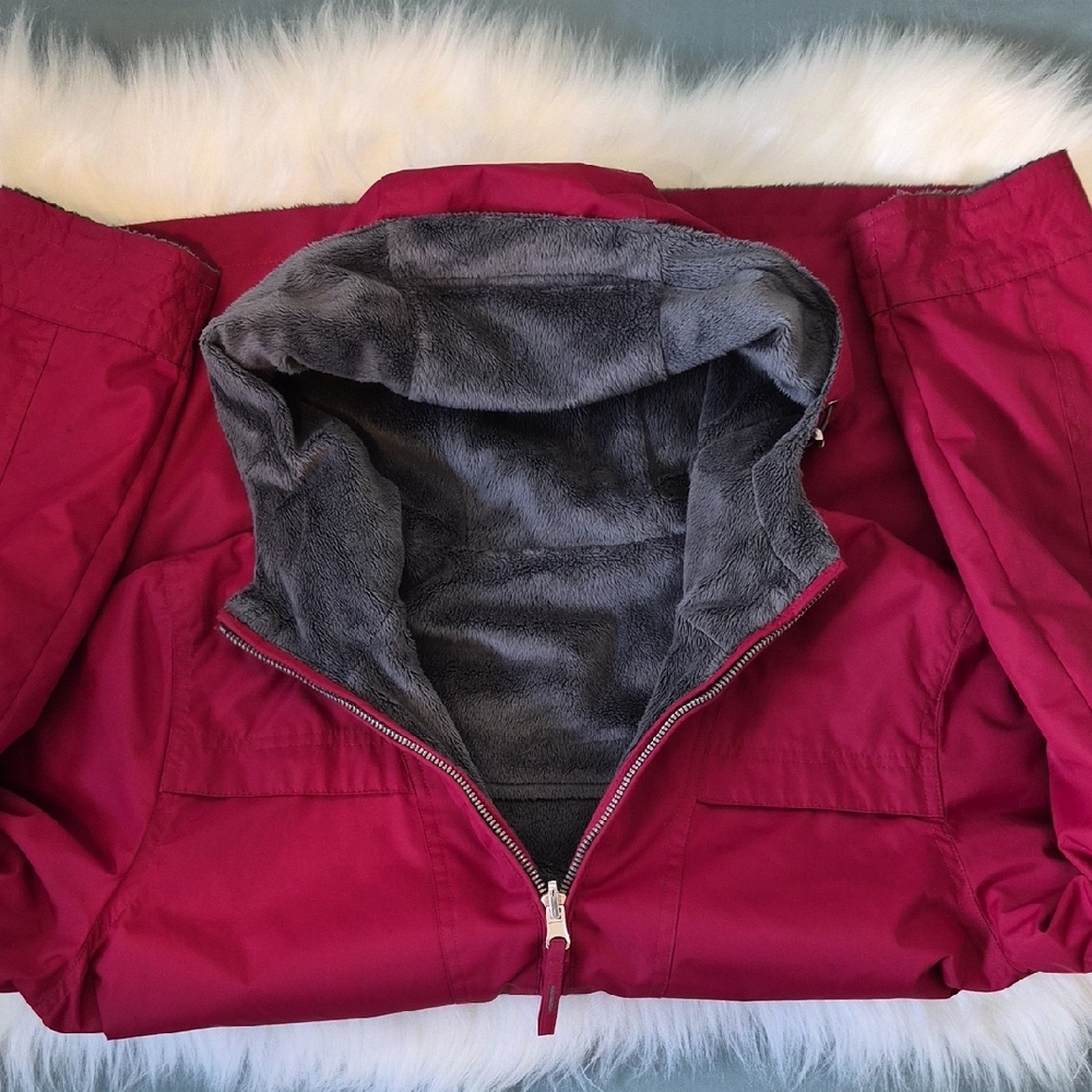 Free Country Reversible Wine Red Hooded Jacket / Gray Fleece